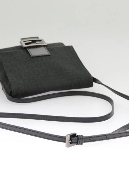 Fendi Zucchino Canvas Mamma Baguette Shoulder Bag Authentic main image 0